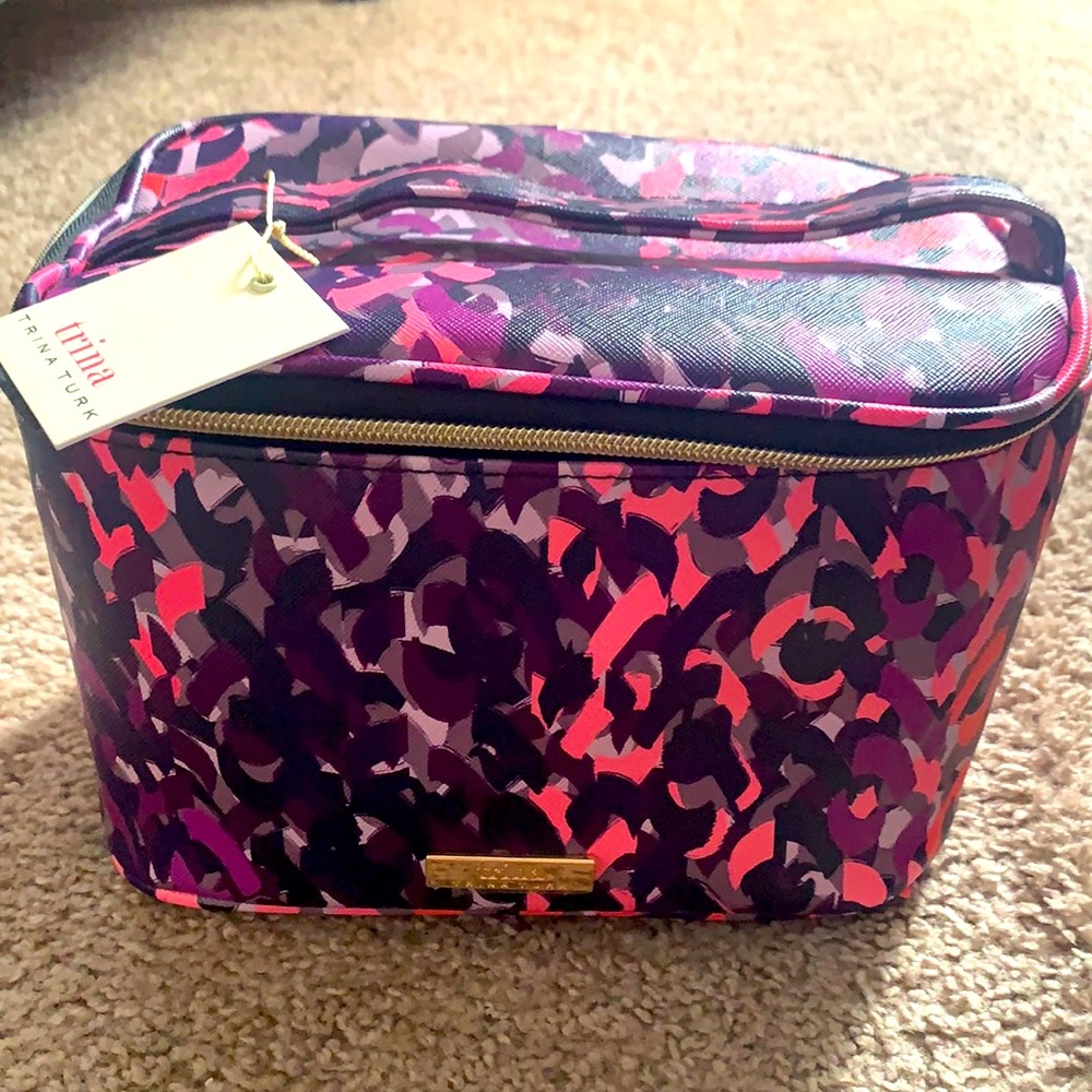 NWT Trina Turk Lrg Cosmetic Carrier